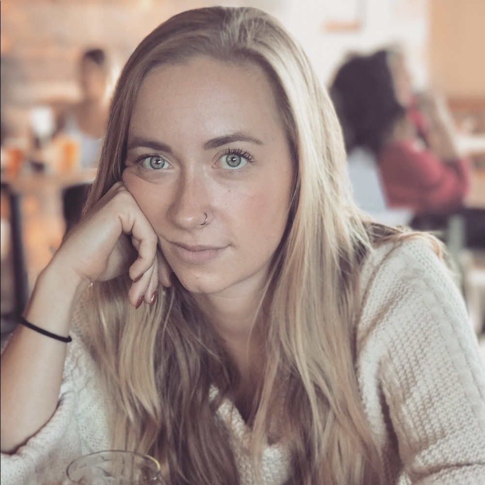 Meet your Posher, Brooke